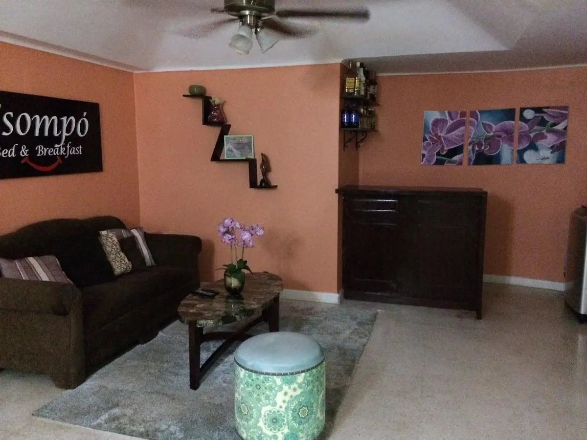 Csompo Bed And Breakfast Ocho Rios Guest house