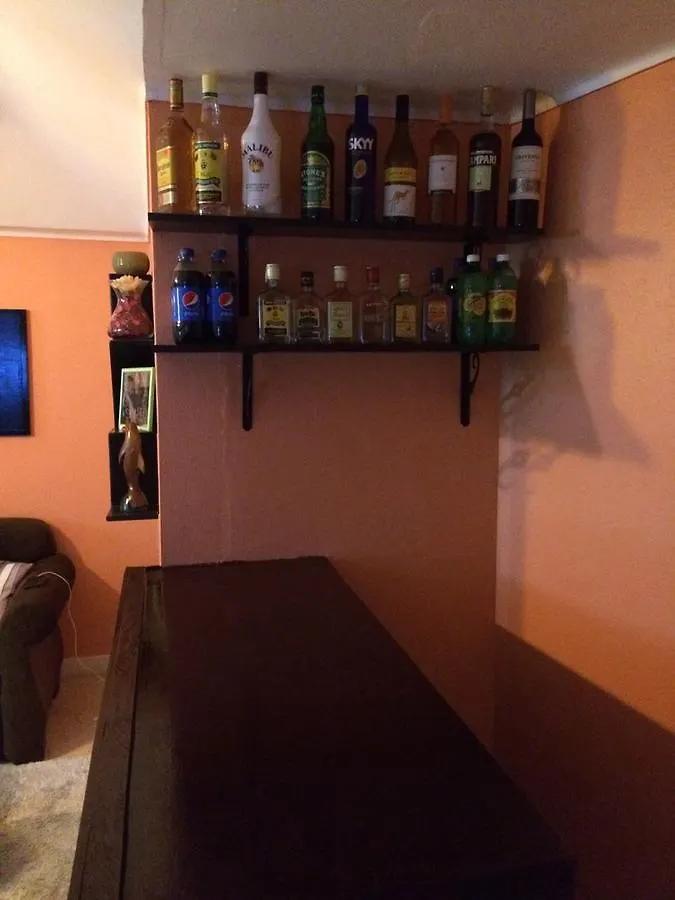 Csompo Bed And Breakfast Ocho Rios