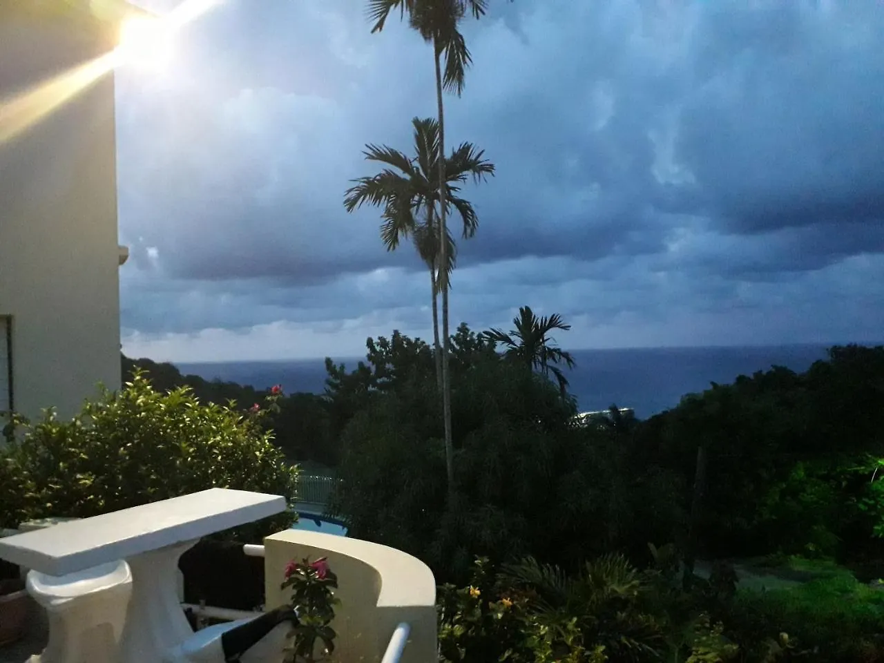 Csompo Bed And Breakfast Ocho Rios